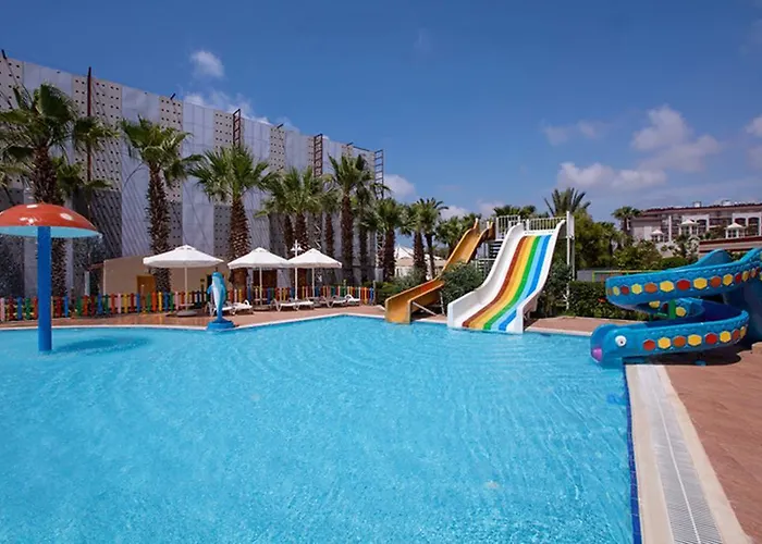 Üdülőközpont Selge & 5*